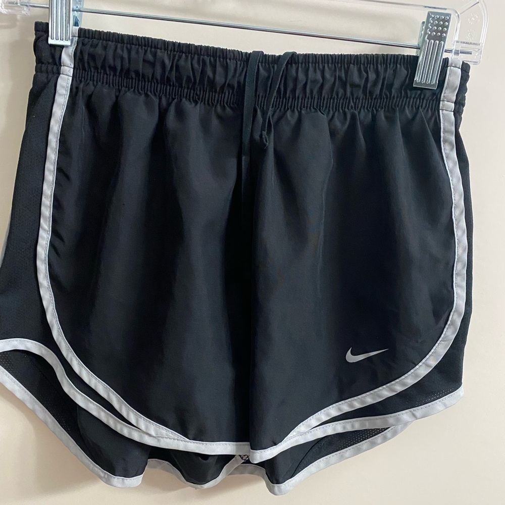 Nike Women's Black Tempo Running Shorts Built-In Brief Size S